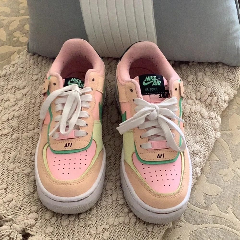 Nike W AF1 Shadow Air Force 1 Arctic Punch Pink Green Sneakers ๐๐๐๐ - Picture 3 of 12